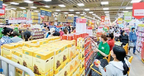 Ho Chi Minh City enjoys high growth in trade and services