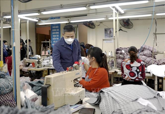 Nearly 119,000 labourers get new jobs in first half