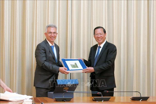 Ho Chi Minh City and German city promote cooperative relationship