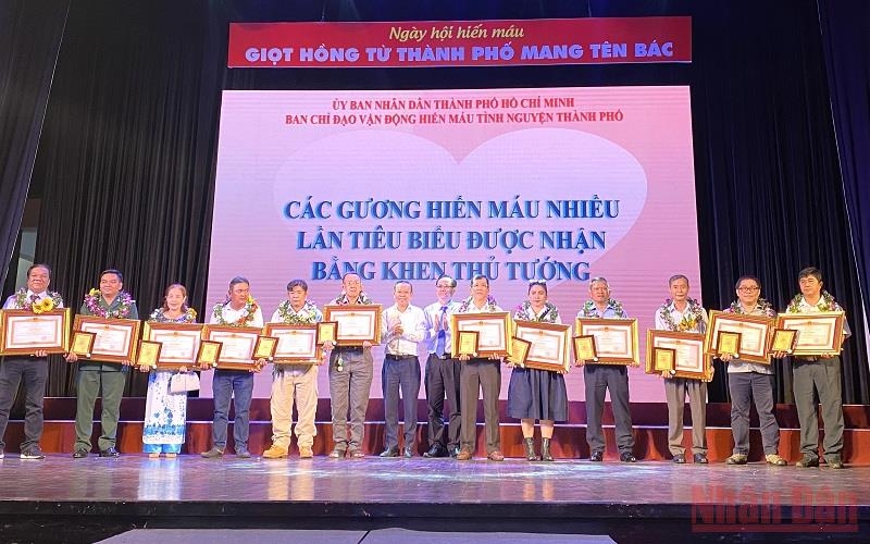 Blood donation programme in HCMC attracts 4,000 people