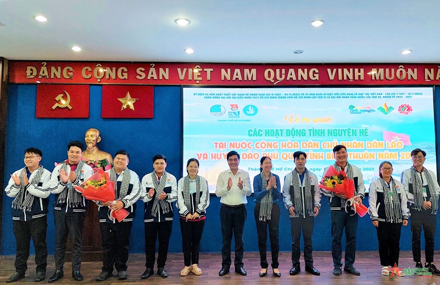 Ho Chi Minh City sends youngsters to carry out summer volunteering in Laos