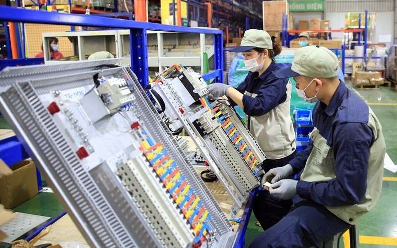 HSBC Vietnam’s economy recovers steadily in difficulties