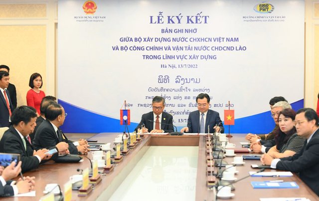 Vietnam, Laos increase cooperation in construction