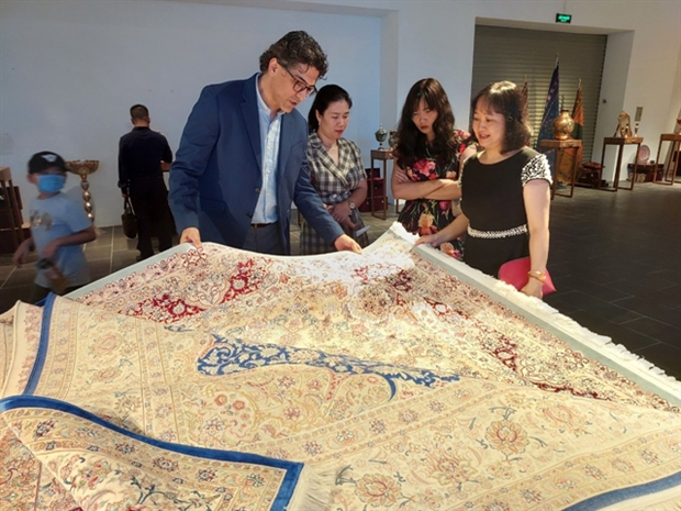 Exhibition displays Iranian art heritage