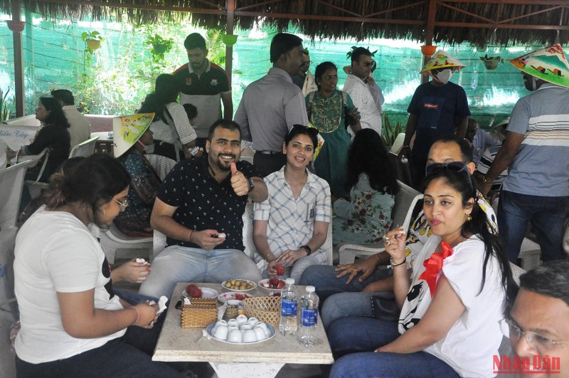 Tien Giang welcomes 460 international tourists from India