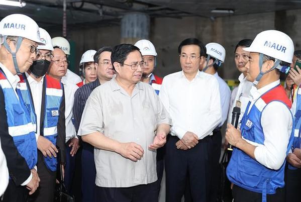Government to work with HCM City regularly to boost city’s growth PM