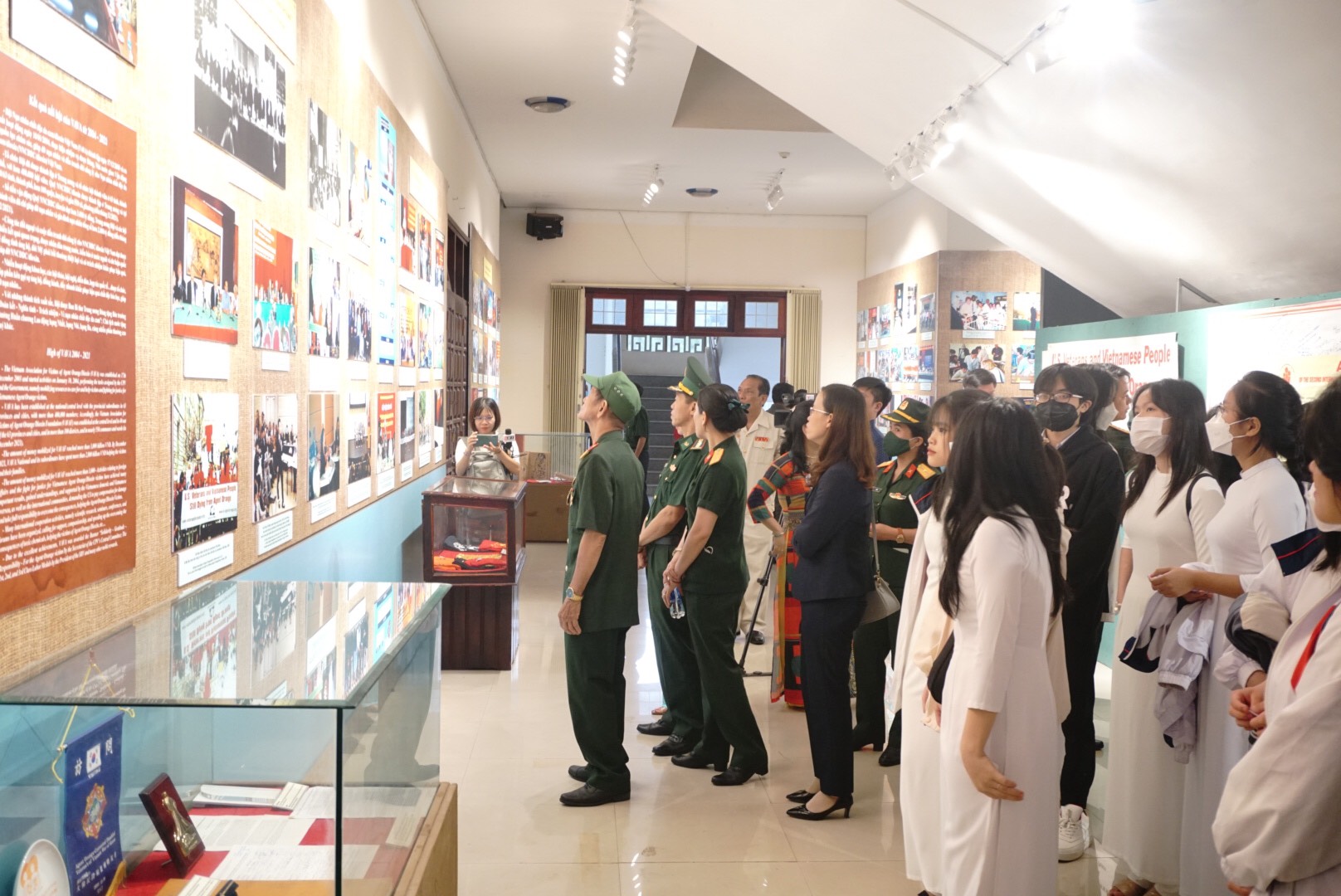 Nearly 400 exhibits on Agent Orange consequences on display in Kon Tum province