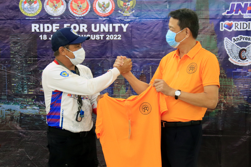 Fostering friendship of Indonesia-Viet Nam through the love for motorbikes
