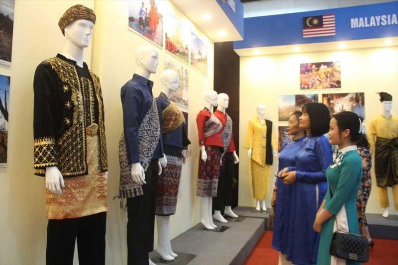 “ASEAN Cultural Colours” exhibition to take place from August 8 -12