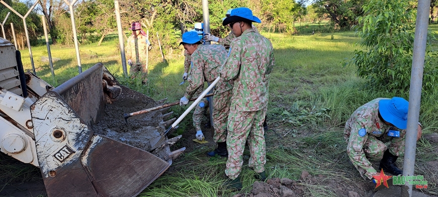 Vietnam’s engineering unit completes task ahead of schedule at Abu Qussa