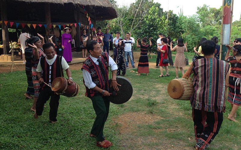 Diverse activities for children to explore ethnic culture at National Village for Ethnic Culture and Tourism