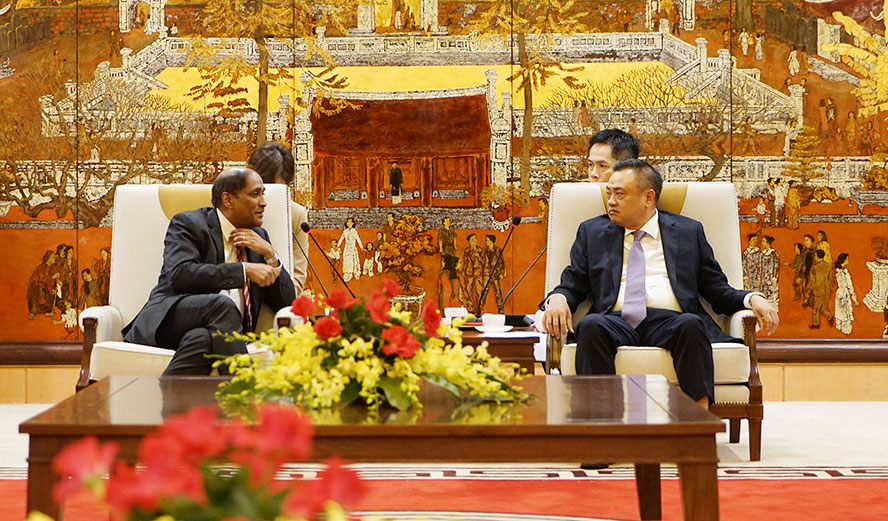 Hanoi promotes and heightens relationship with Singapore