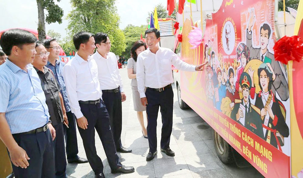 Various activities to celebrate 60th anniversary of Uncle Ho s visit to Phu Tho province