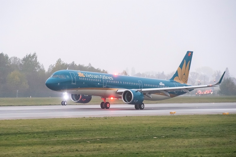 Vietnam Airlines resumes some international routes