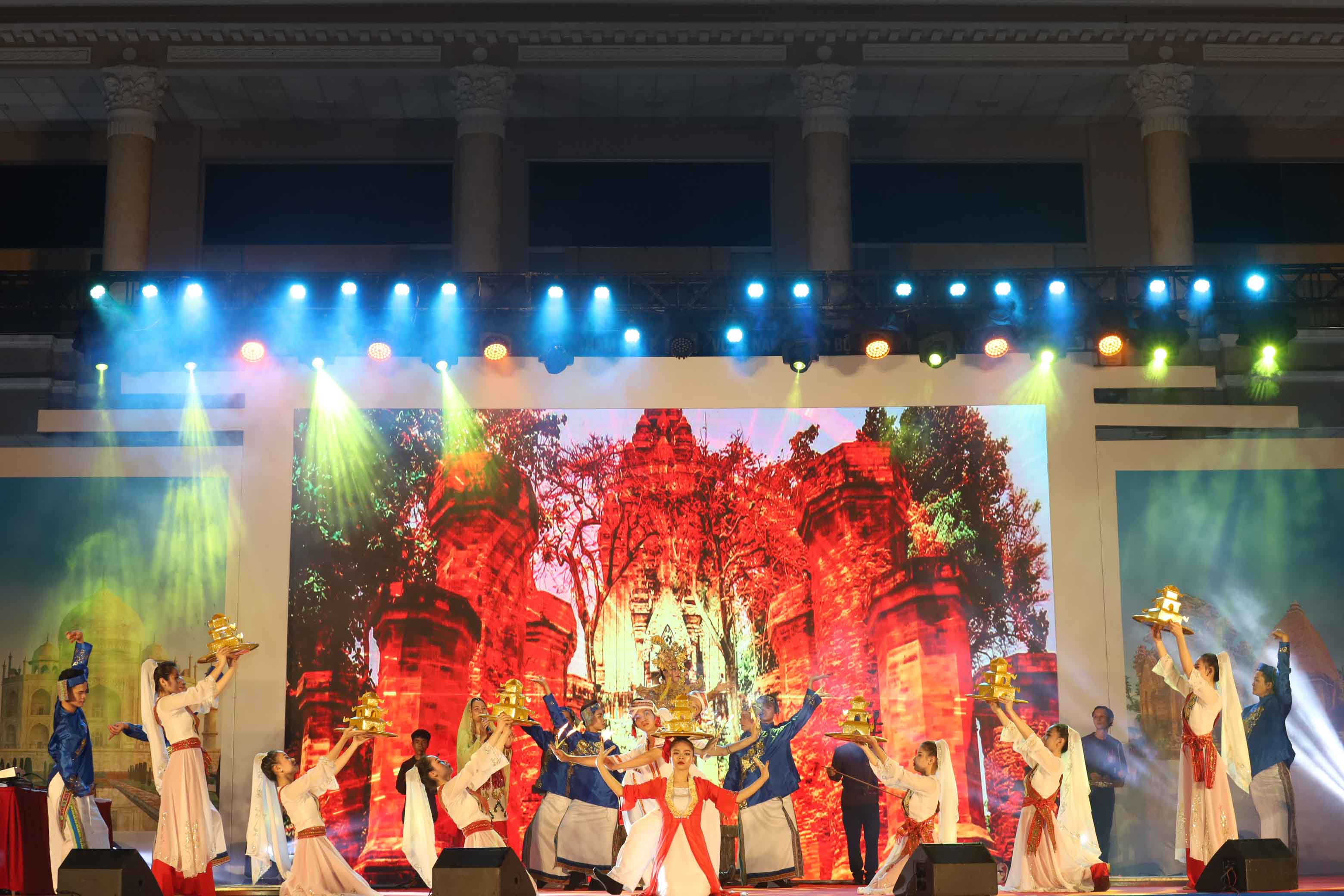 Diverse activities at Namaste Vietnam Festival in Khanh Hoa province