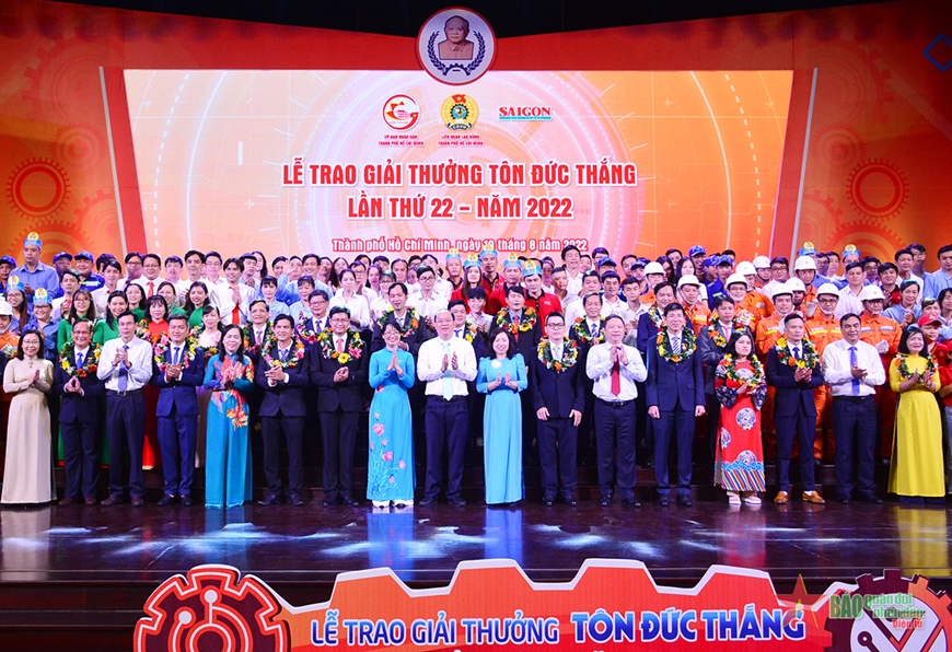 HCMC honours outstanding individuals at 22nd Ton Duc Thang Award