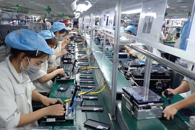 Vietnam attracts nearly 16 8 bln USD in FDI in eight months