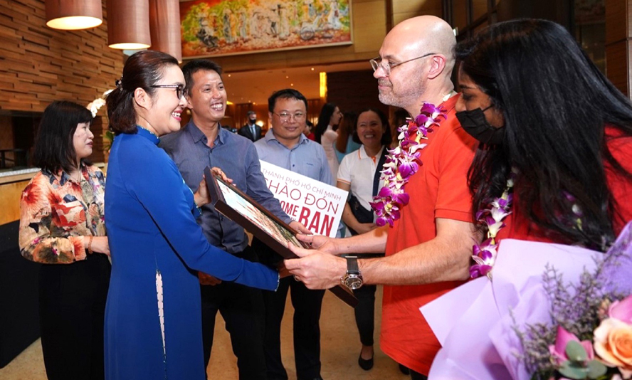 Southern city focuses on attracting high-end tourists