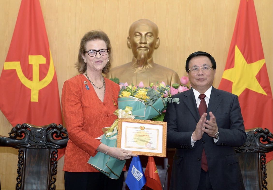 HCMA honors contributions of UNDP Resident Representative in Vietnam