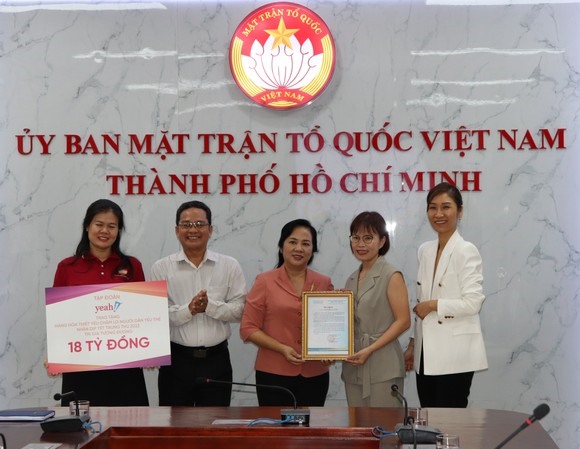 HCMC receives 400 tons of gifts for children on Mid-Autumn Festival