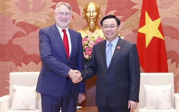 Vietnam hopes for increasingly substantive ties with EU top legislator