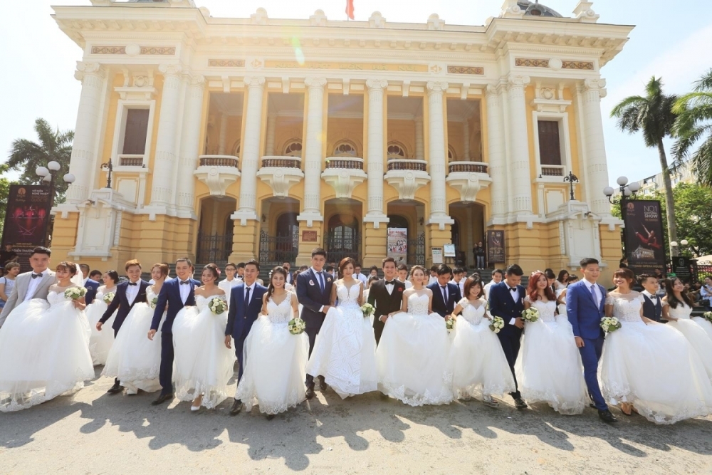 Mass wedding for 30 couples in Hanoi to be held in October