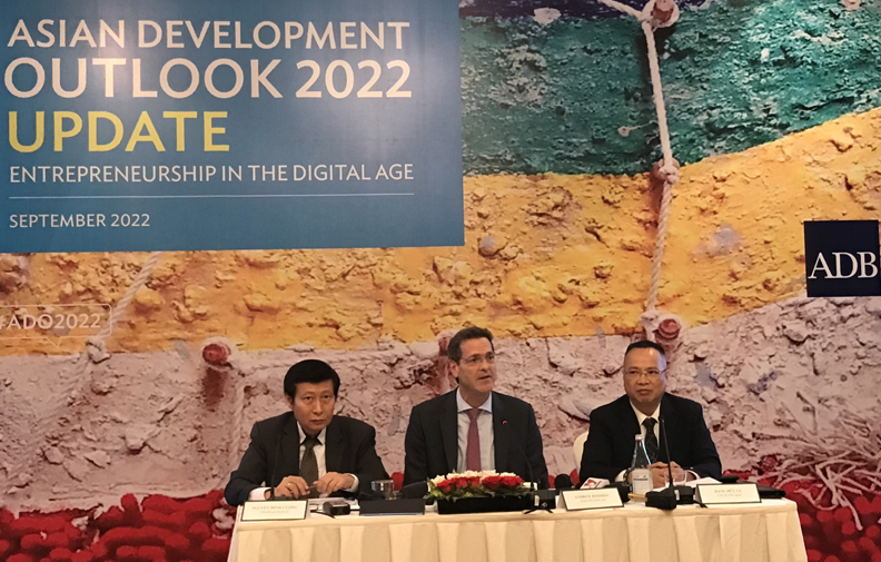 Strong economic fundamentals, key to fast recovery in Viet Nam