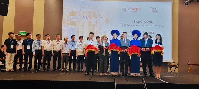 United States announces 10 more liquid oxygen systems for Vietnam’s hospitals