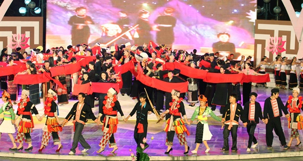 Festival introduces traditional costumes of Vietnam’s ethnic groups to take place in November