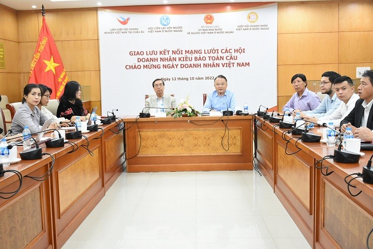 Event connects Vietnamese businesses abroad and at home