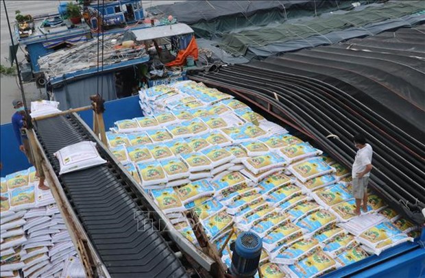 Vietnam-Laos trade surpasses 1 2 billion USD in first nine months