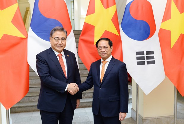 Foreign ministers agree to develop Vietnam-RoK cooperation