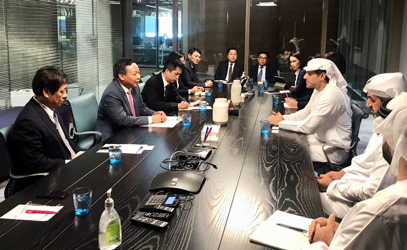 Hanoi wishes to promote economic and tourism cooperation with UAE