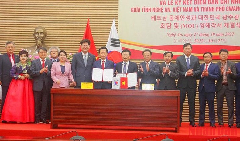 Nghe An sets up cooperative relationship with Korean city