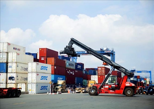 Vietnam posts trade surplus of 9 4 billion USD in 10 months