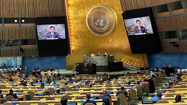 Vietnam opposes further embargo on Cuba diplomat