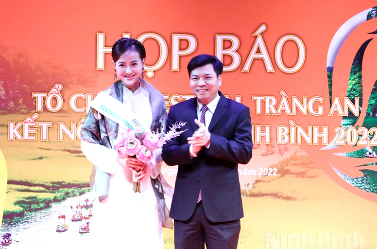Over 70 international beauty queens come to Ninh Binh to promote Vietnamese cultural heritage