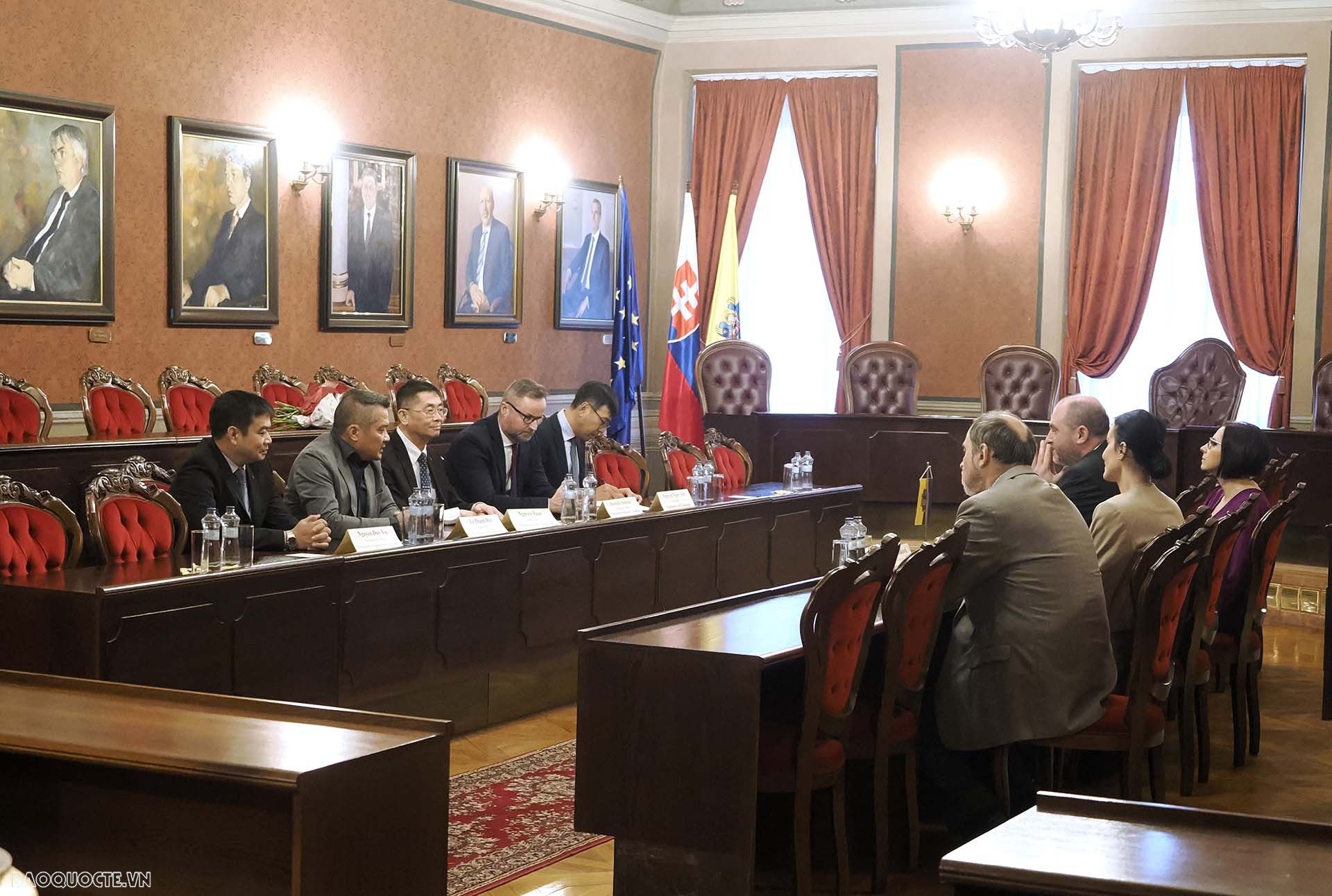 Vietnam promotes cooperation with Slovakian city
