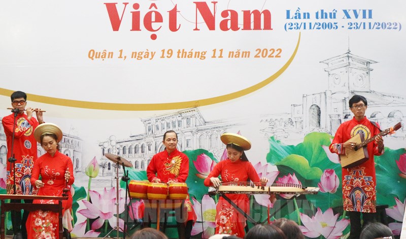 Diverse cultural activies in celebration of Vietnam Cultural Heritage Day in HCM City