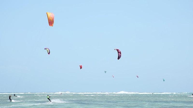 Ninh Thuan launches international kitesurfing week 2022