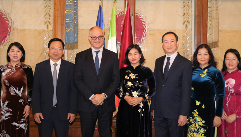 Vietnam, Italy expand cooperation and exploit potential opportunities