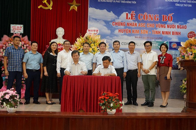 ASC certificate announced for clam farming area in Ninh Binh