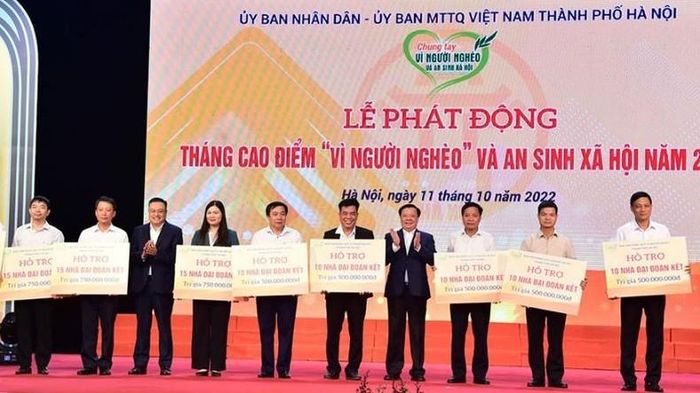 Hanoi receives VND83 billion to support For the poor Fund