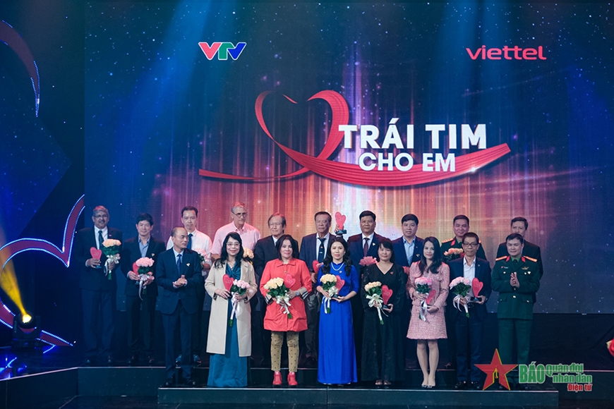 VND18 billion committed to give free heart surgeries to disadvantaged children