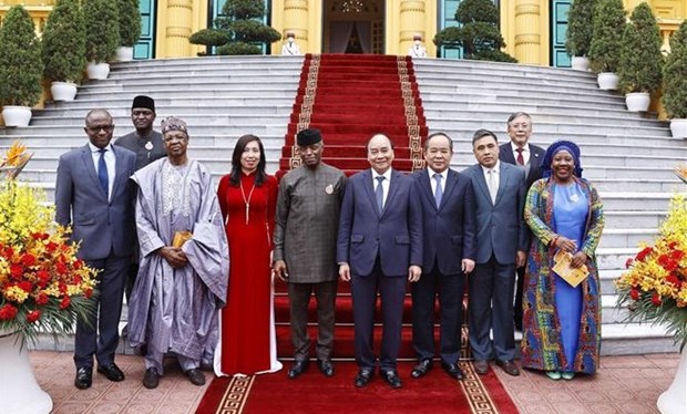 President Nguyen Xuan Phuc welcomes Vice President of Nigeria