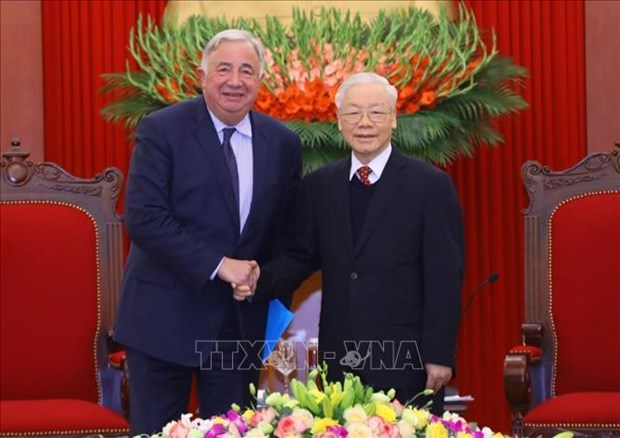 Party General Secretary welcomes French Senate President