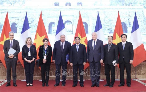 Vietnam values cooperation, relations with France PM