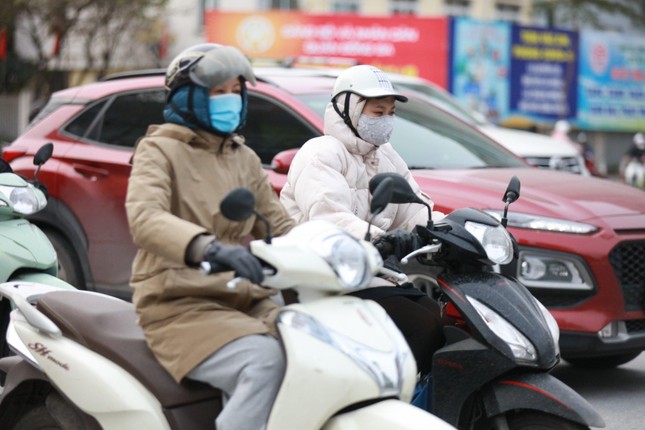 Strong cold spell affect weather in north and north-central Vietnam during New Year holiday