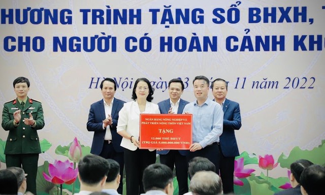 More than VND90 billion to support poor during Tet