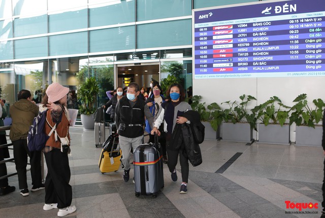 Over 194,000 tourists visit Da Nang on Christmas and New Year’s Eve